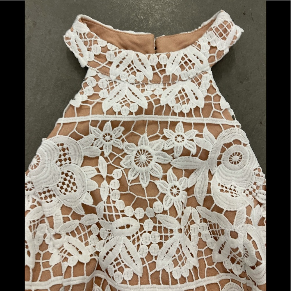 JARLO Engagement Graduation Jaq High Neck Crochet Guipure Lace Dress sz 8 - Picture 6 of 9